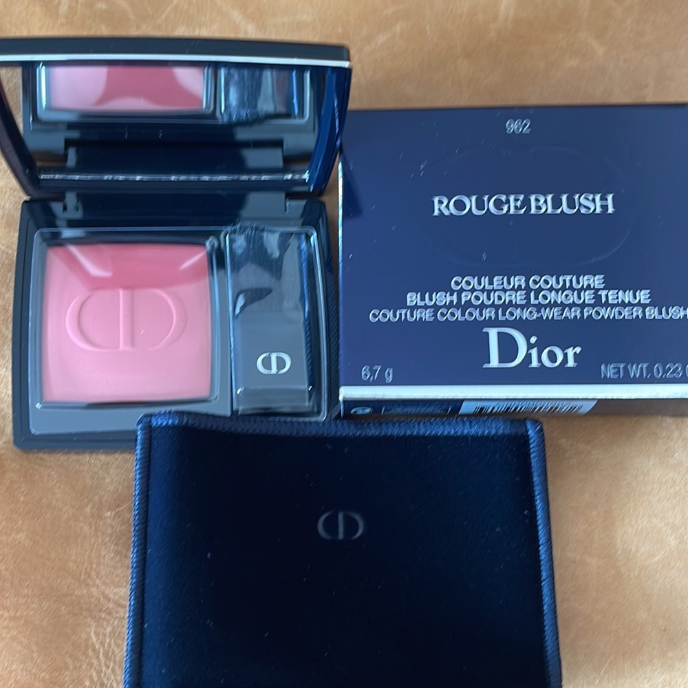DIOR, long-wear blush matte  # 962.new
